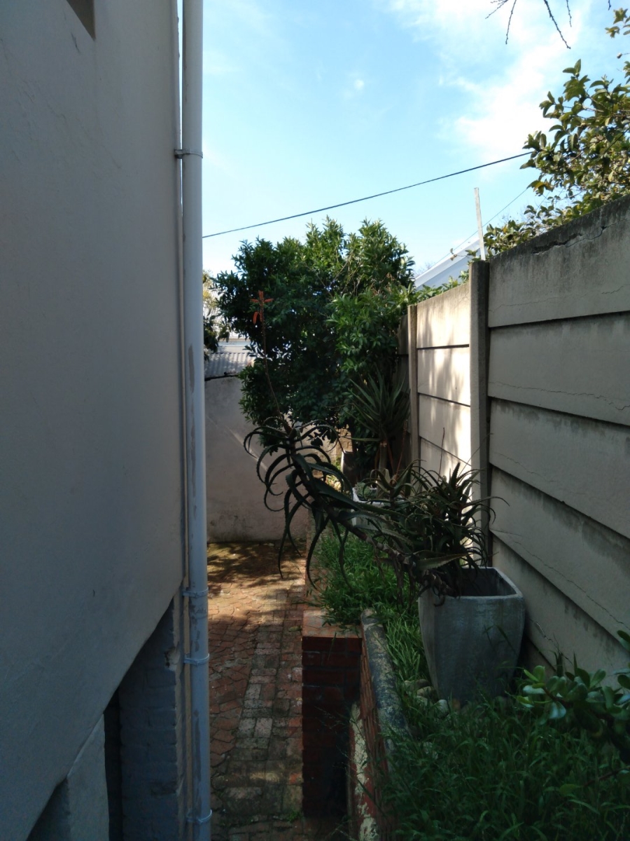 To Let 3 Bedroom Property for Rent in Richmond Hill Eastern Cape